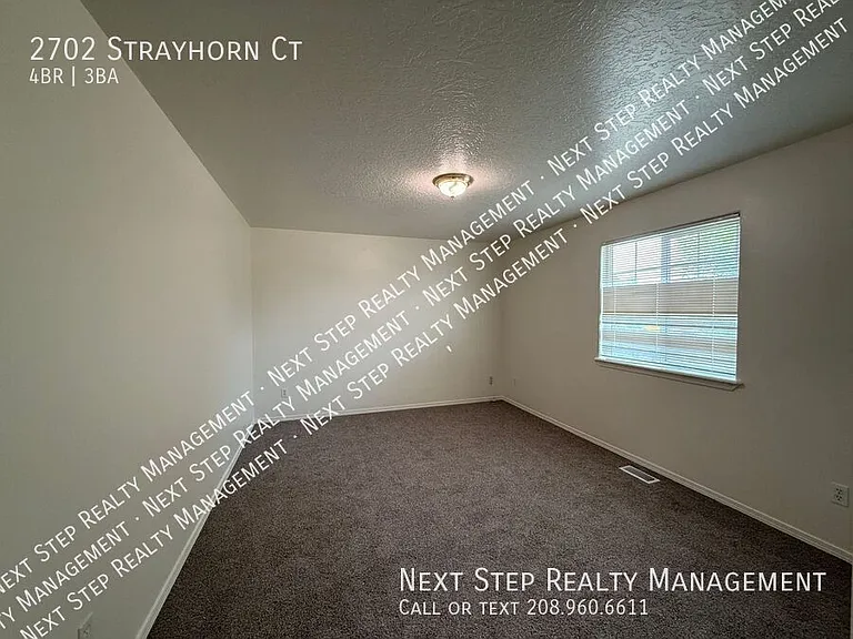 2702 Strayhorn Ct — Photo 15
