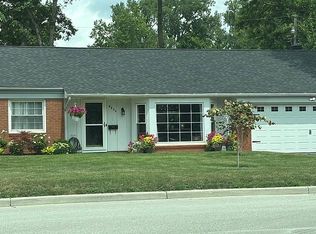 4624 Springbrook Dr, Toledo, OH 43615