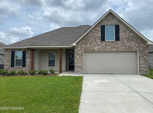 217 Wild Cherry Ln, Lafayette, LA 70508