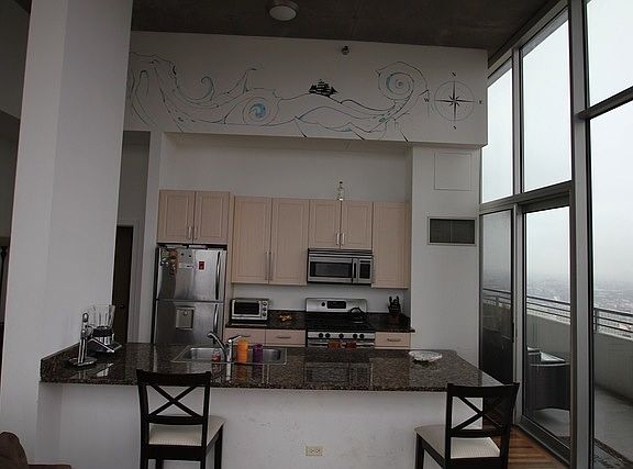 4th image of 1720 S Michigan Ave APT 3312