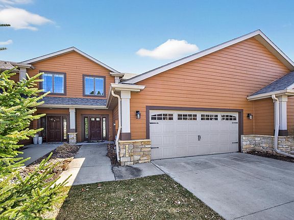 2nd image of 552 Panorama Cir NW