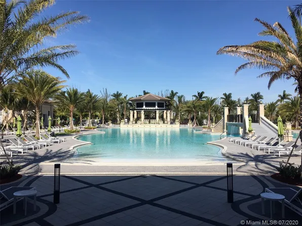10434 NW 78th Ter, Doral, FL 33178