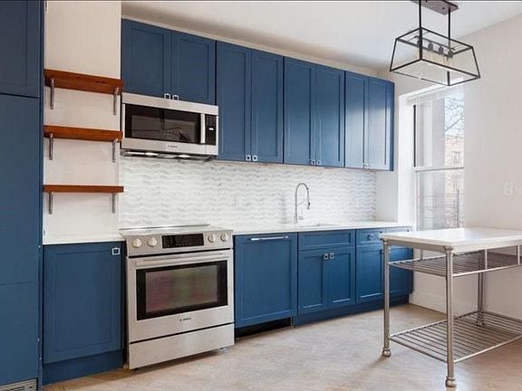 5th image of 473 Tompkins Ave #3A