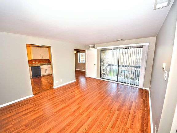4th image of 9025 Lincoln Ct APT 306