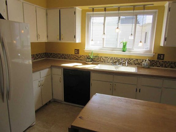 4th image of 5729 New Meadow Dr