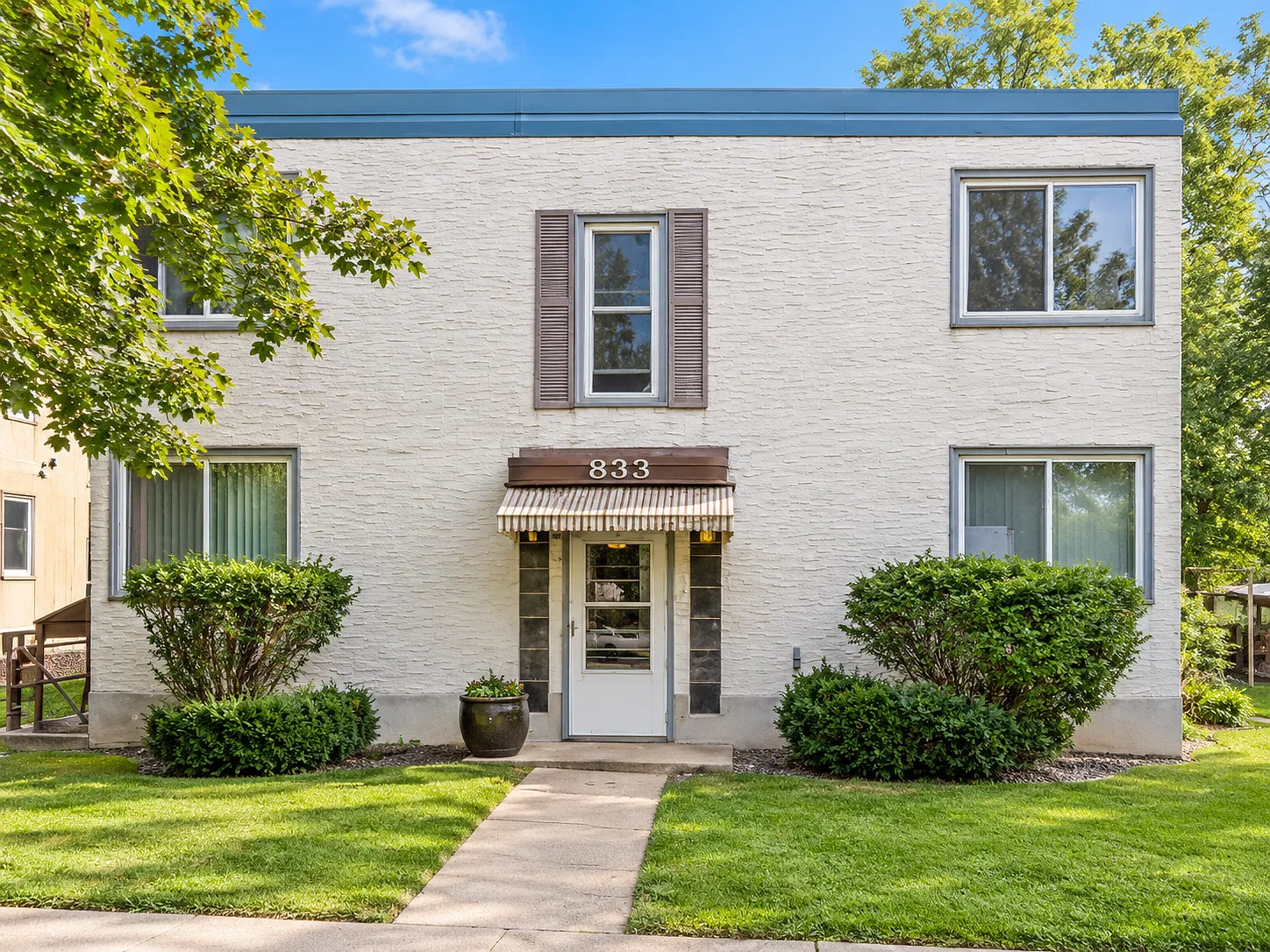 1 bed, $1,249 — Photo 2