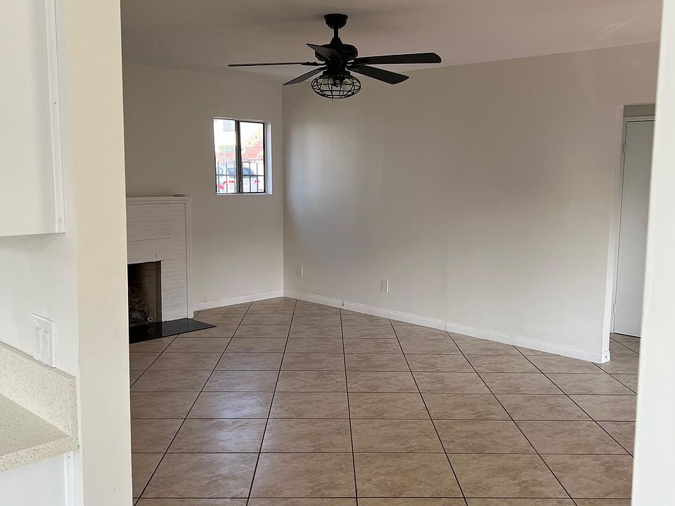 1st image of 427 1/2 N Avenue 50