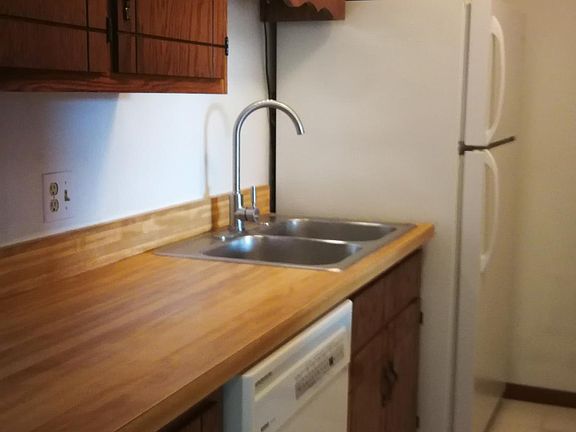 5th image of 1486 Stonebridge Cir APT A12