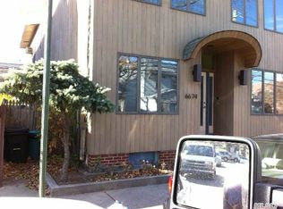 6674 70th St, Middle Village, NY 11379
