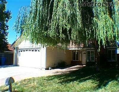 1st image of 2121 Pebblewood Dr
