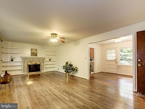 4th image of 2905 Swanee Ln
