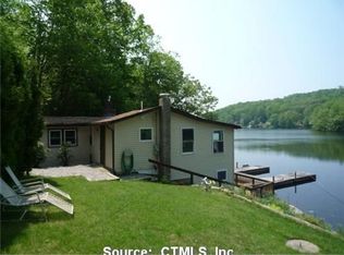657 Lantern Hill Rd, North Stonington, CT 06359