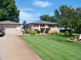 1483 220th St, Sergeant Bluff, IA 51054