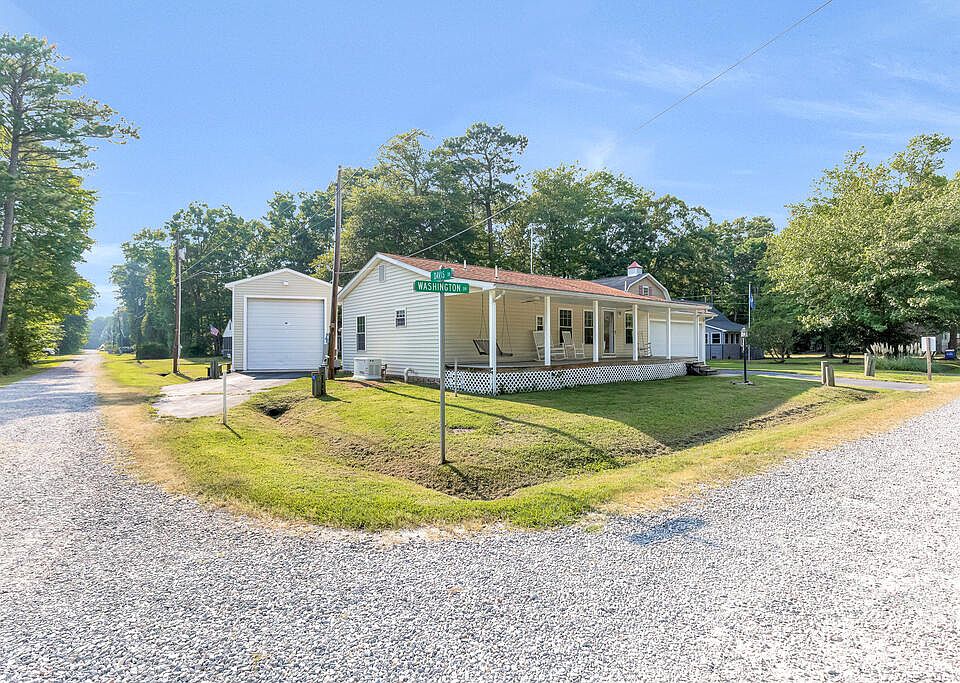 1st image of 123 Davis Dr