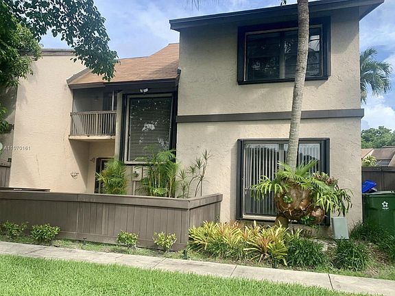 2nd image of 2361 Bayberry Dr