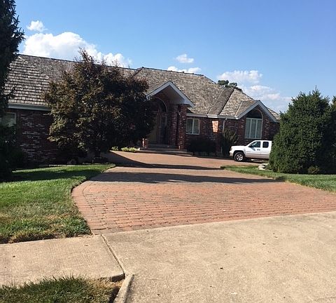 2nd image of 3887 E Eaglescliffe Dr