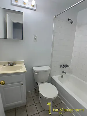 Rented by Lisa Management Inc | media 6