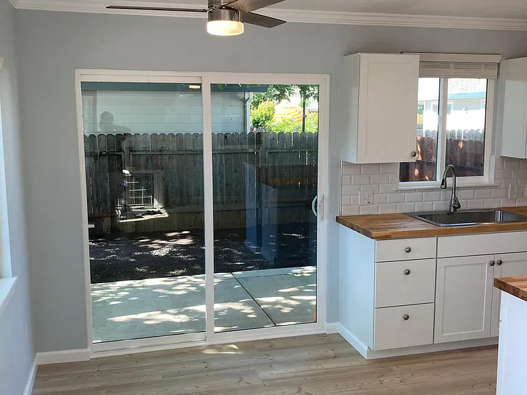 1019 Hoitt Ave #B — Photo 3