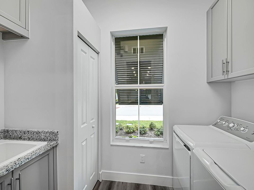 1st image of 4976 Borland Lane