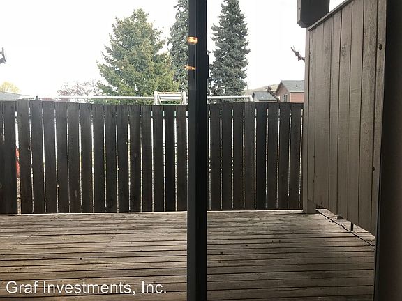 3rd image of 310 Pleasant Ave APT 3