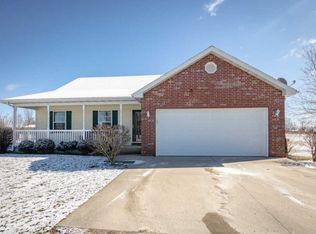 23 Bull Frog Dr, Seymour, MO 65746