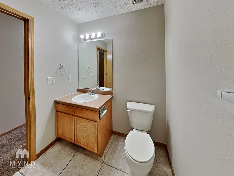 1143 S Brown Ave — Photo 13