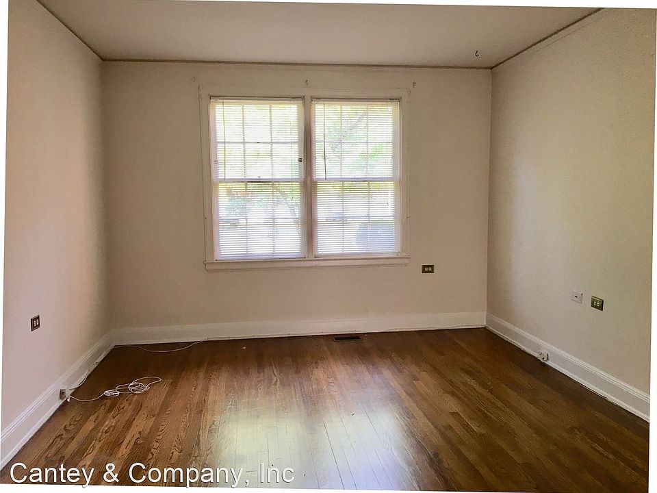 2nd image of 4103 Devine St