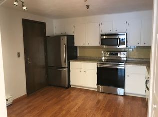 53 Swanson Ct APT 32C, Boxboro, MA 01719