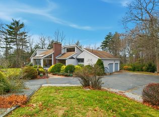 140 Waverly Rd, Ludlow, MA 01056