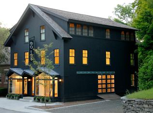 69 Main St, Chester, CT 06412