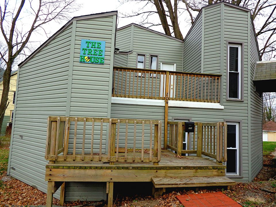 1st image of 204 S College Ave