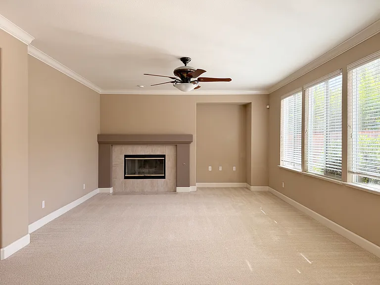 1143 Souza Way — Photo 8