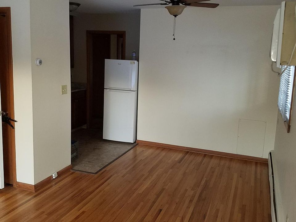 2nd image of 5617 Pennsylvania Ave N APT 2