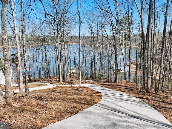 3rd image of 3116 Lake Ranch Cir