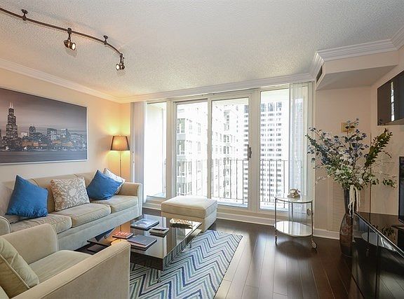 3rd image of 200 N Dearborn St Unit 1904