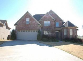 35 Glasgow Ct, Little Rock, AR 72211