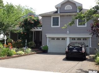 81 Emmet Ave, East Rockaway, NY 11518