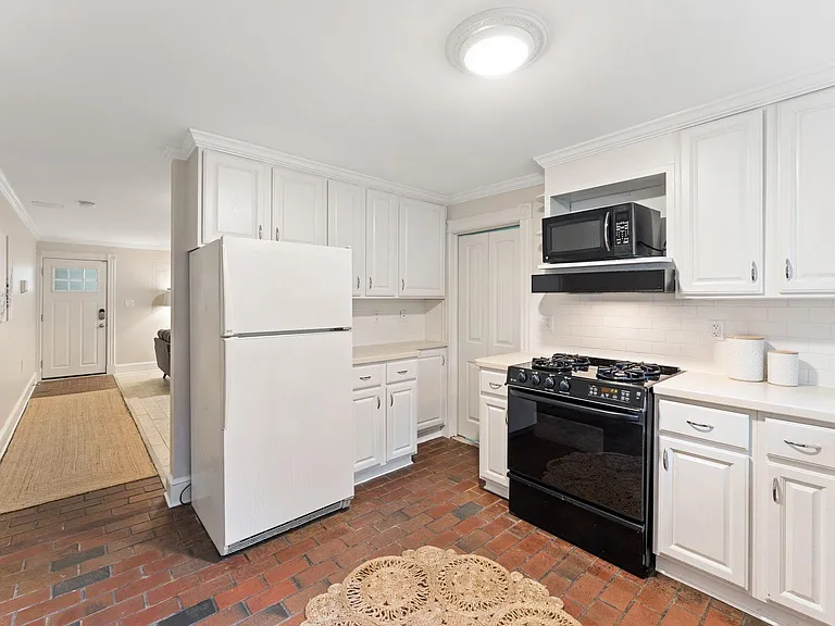 334 S Carolina Ave SE #B — Photo 8