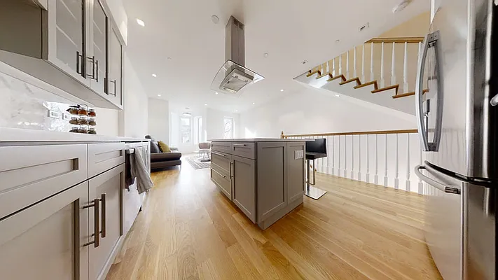 Rented by Urban Living International | media 5