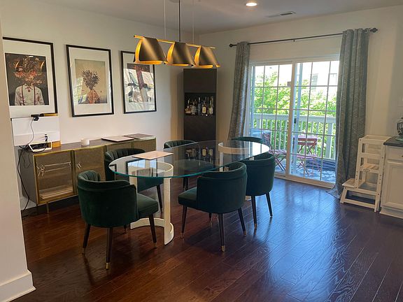 5th image of 501 N Person St #205