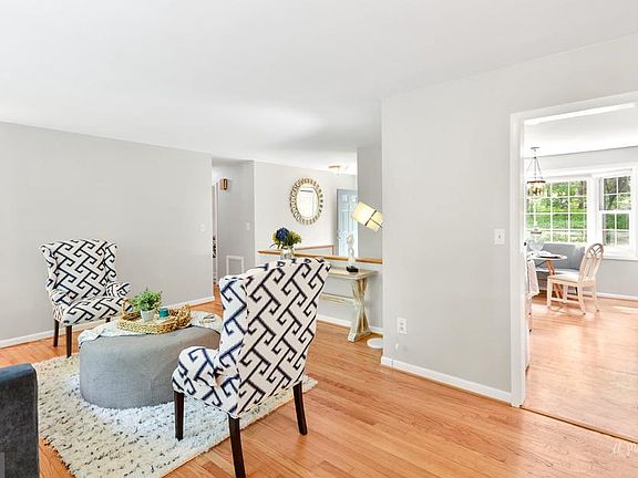 5th image of 25108 Silver Crest Dr