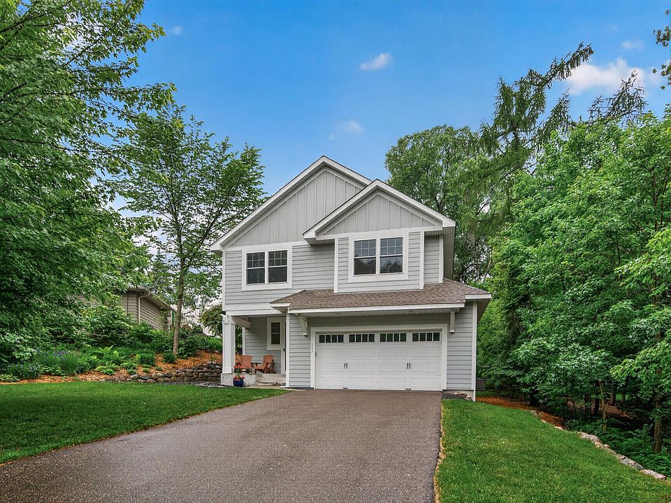 1st image of 227 Sunnyridge Ln