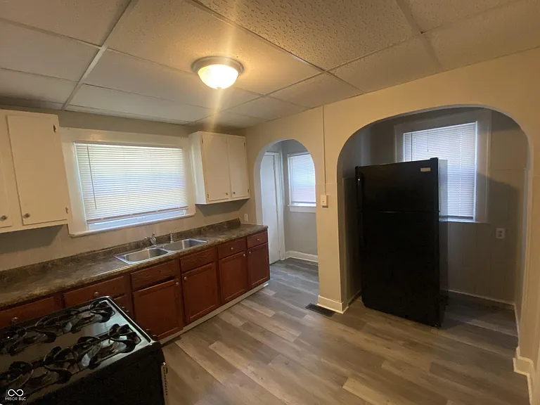 4221 Guilford Ave — Photo 9