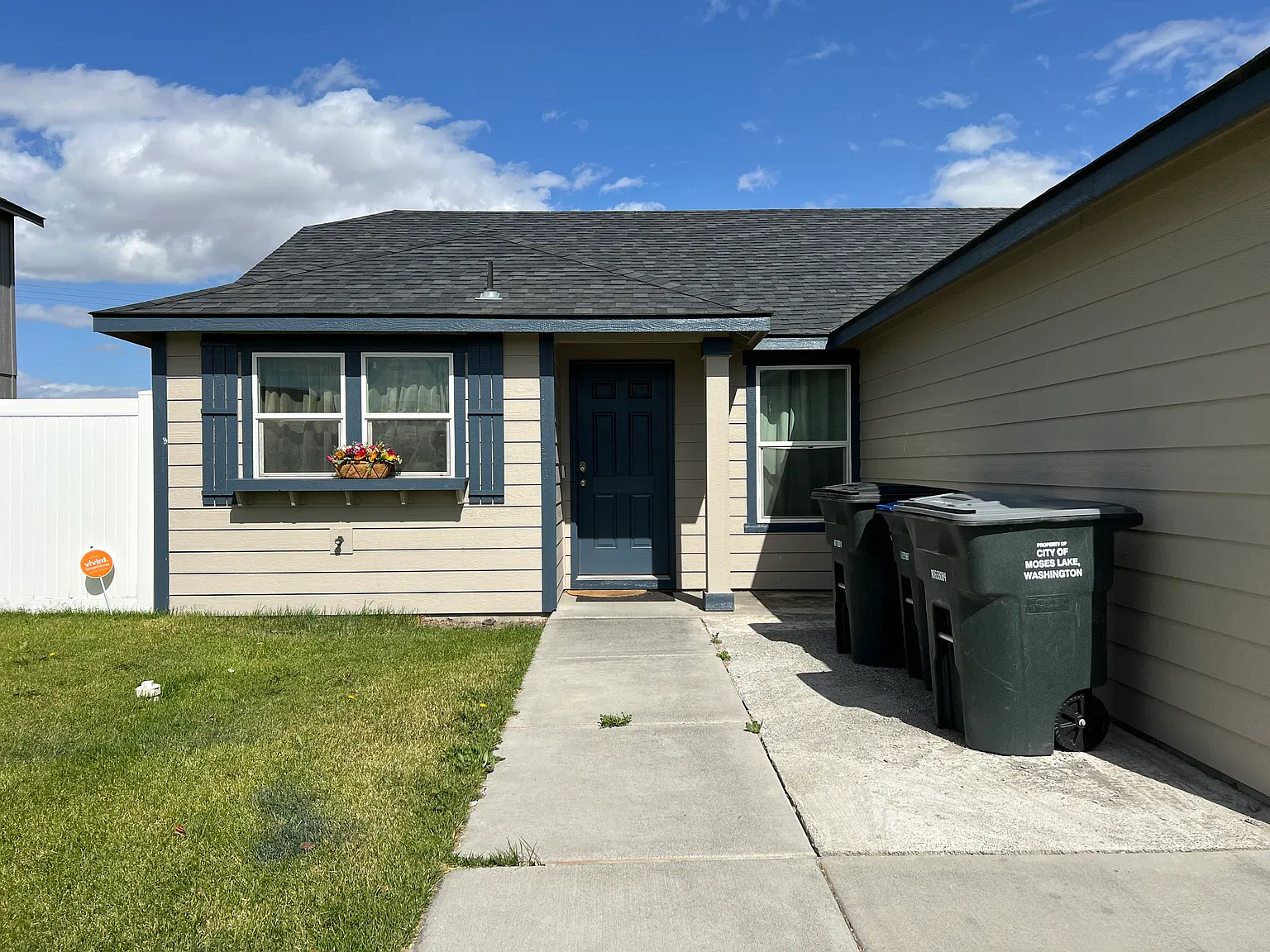 S Rees St, Moses Lake — Photo 1