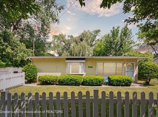 3014 Greenbelt Dr, Lansing, MI