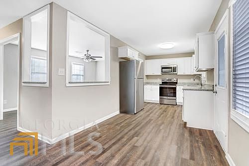 4th image of 2831 Tony Dr