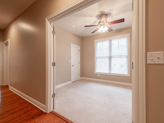 5th image of 2058 S Ramsey Dr
