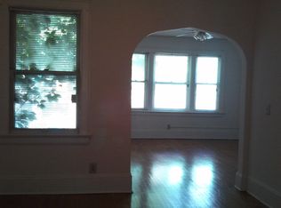2303 N Oakland Ave #9D, Milwaukee, WI 53211