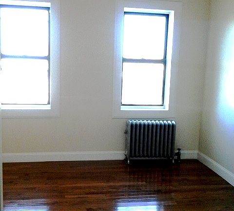 4th image of 3906 63rd St APT 5C