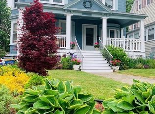 110 Grovers Ave #2, Winthrop, MA 02152